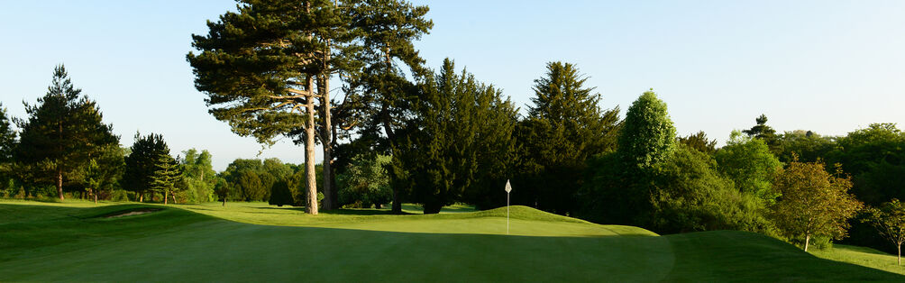 Leatherhead Golf Club | Golf Course in Leatherhead | Golf Course ...